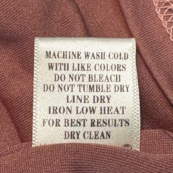 Love Riche Brown Long Sleeve Mock Neck Dress size L - Picture 8 of 8